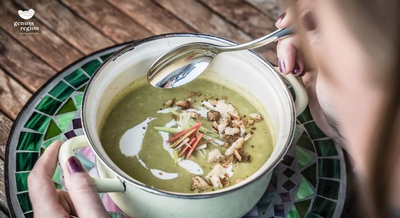 Einfaches Rezept für kalte Januartage: Wie Endiviensuppe gelingt