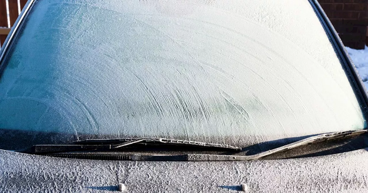 Gardaí warn motorists not to leave cars unattended while defrosting during cold snap