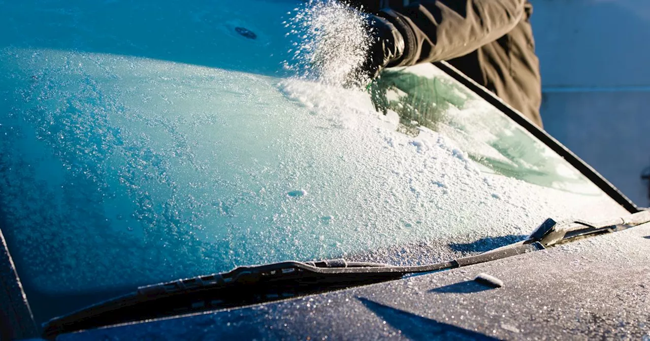 Irish Drivers Warned Against Using Kettles To De-Ice Windscreens