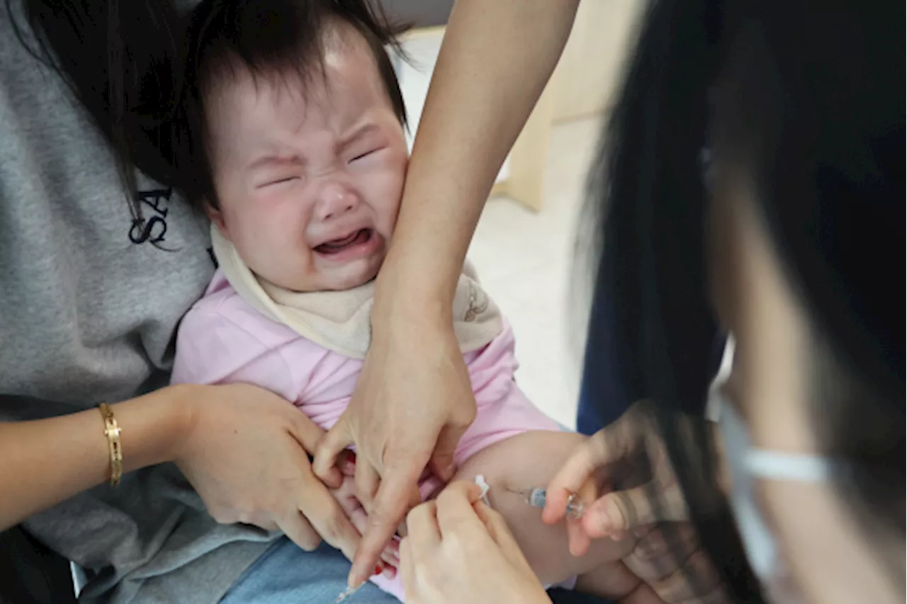 인플루엔자 유행, 8년 만에 최고치…예방접종 당부