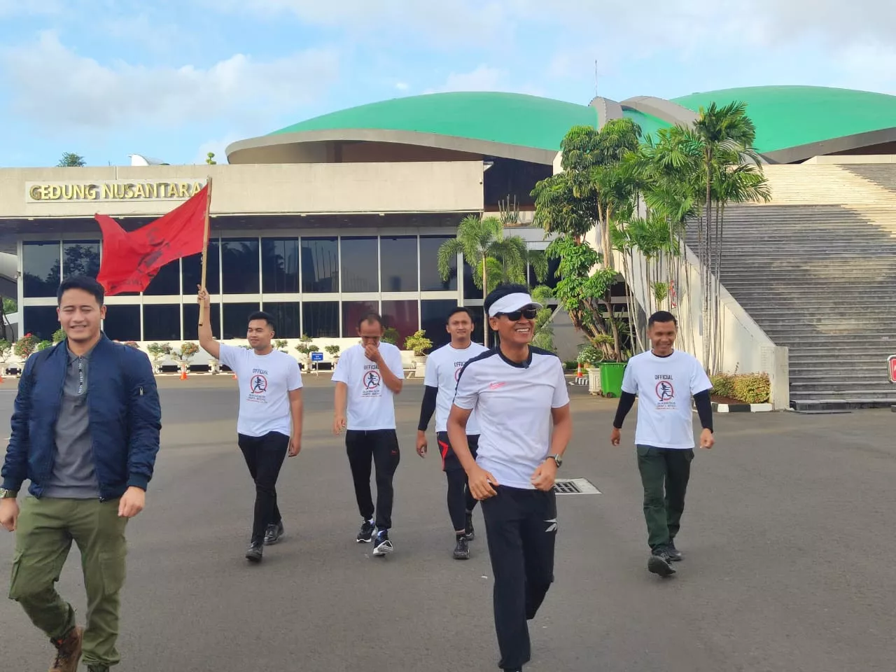 Didik Melon Berjalan Kaki dari Jakarta ke Boyolali