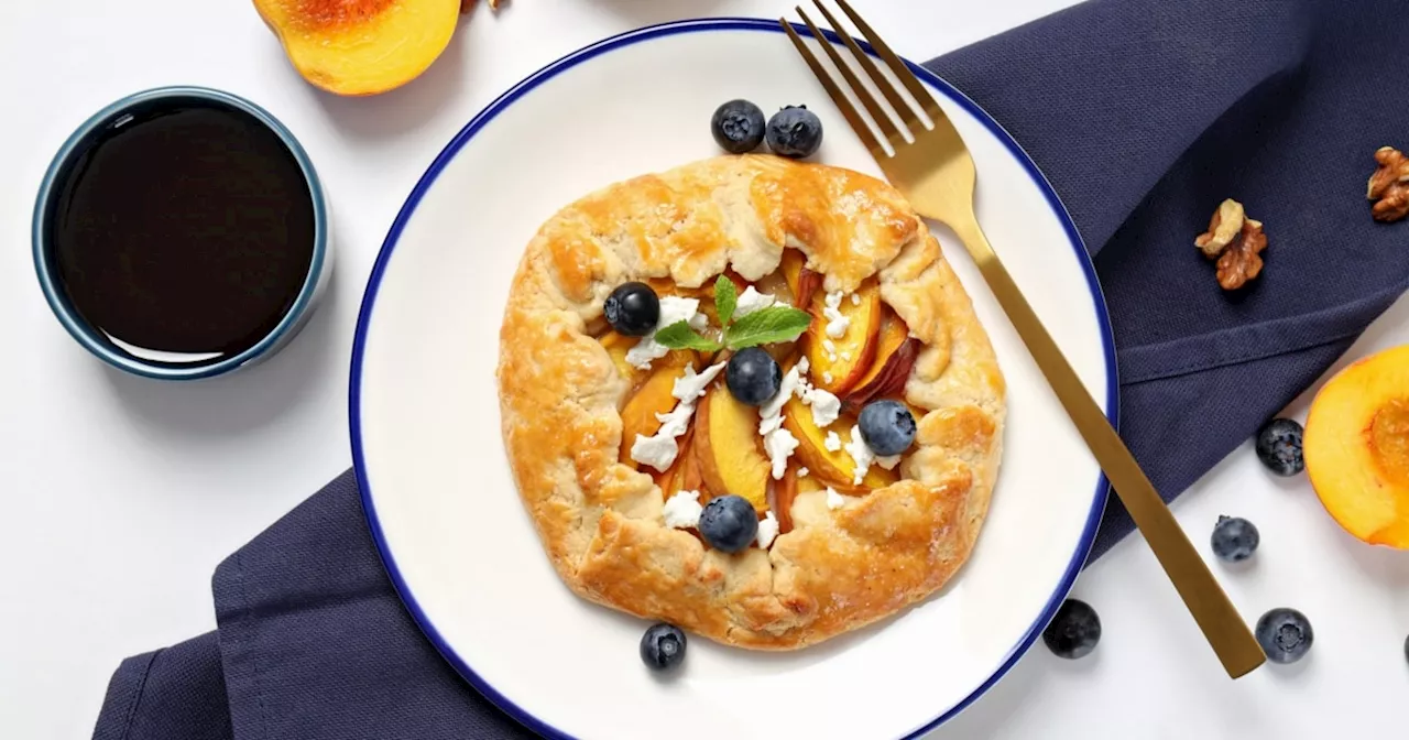 Geheimrezept für eine köstliche Buchweizen-Galette mit Pfirsichen