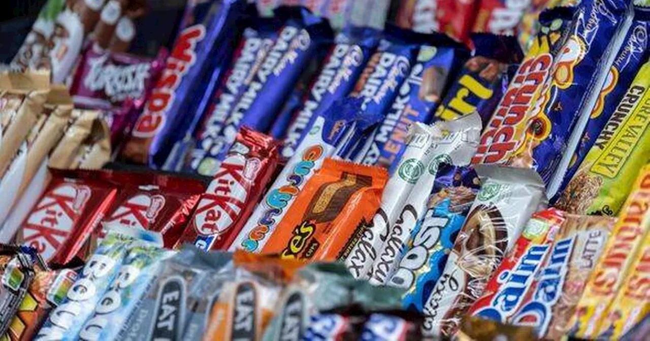 Nostalgia Strikes: White Chocolate Crunch and Other Retro Bars Return to Shelves