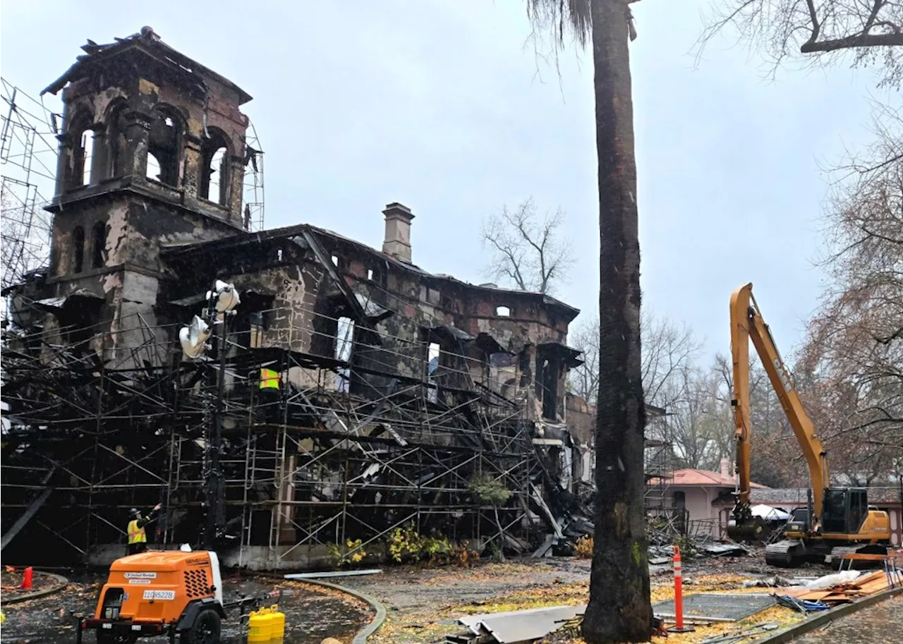 Man arrested for setting fire to historic Northern California mansion