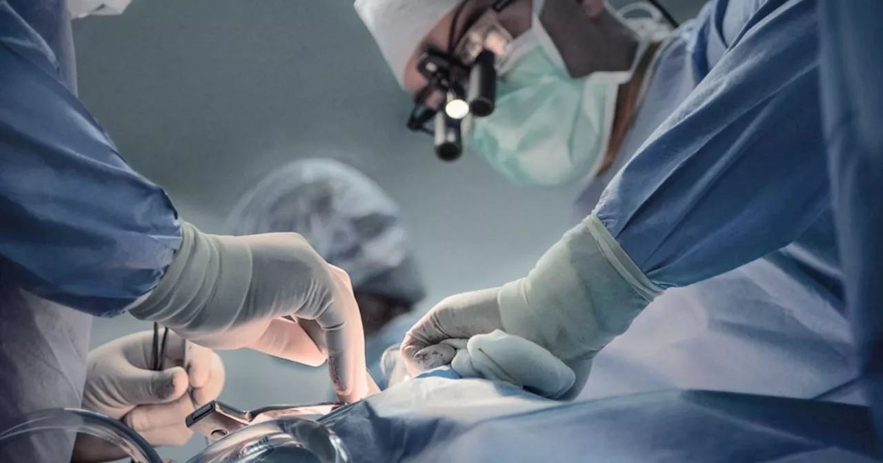 How a surgeon caught cancer from a patient he was operating on