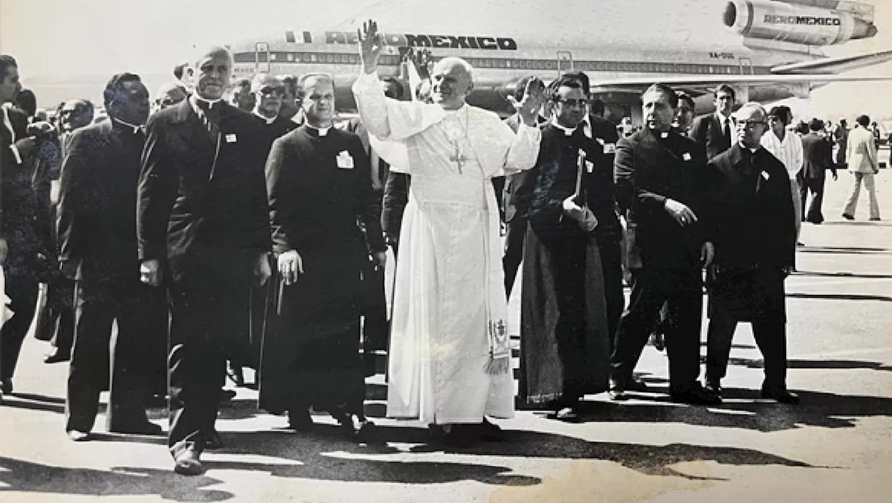 El Papamóvil de Juan Pablo II, un autobús RTP transformado