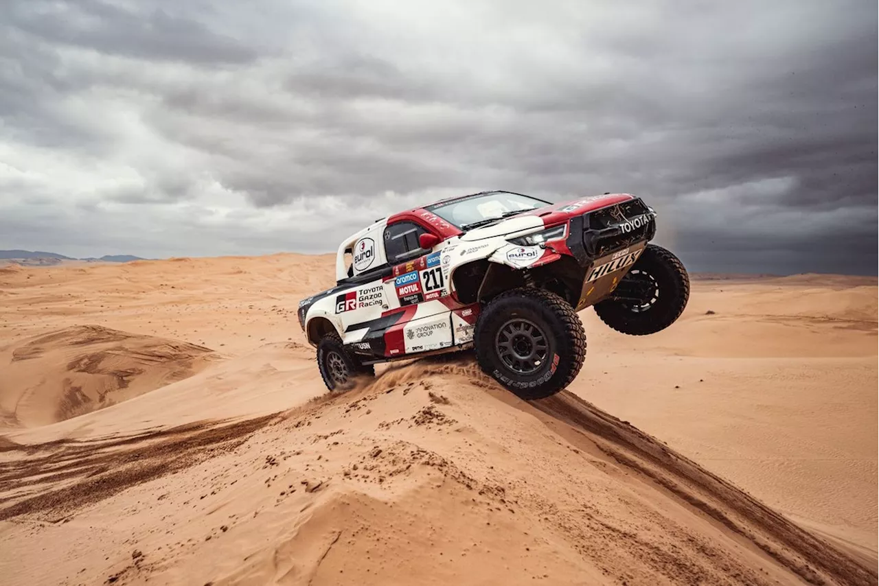 Lategan Wins Dakar Rally Prologue in Narrow Victory Over Ekstrom