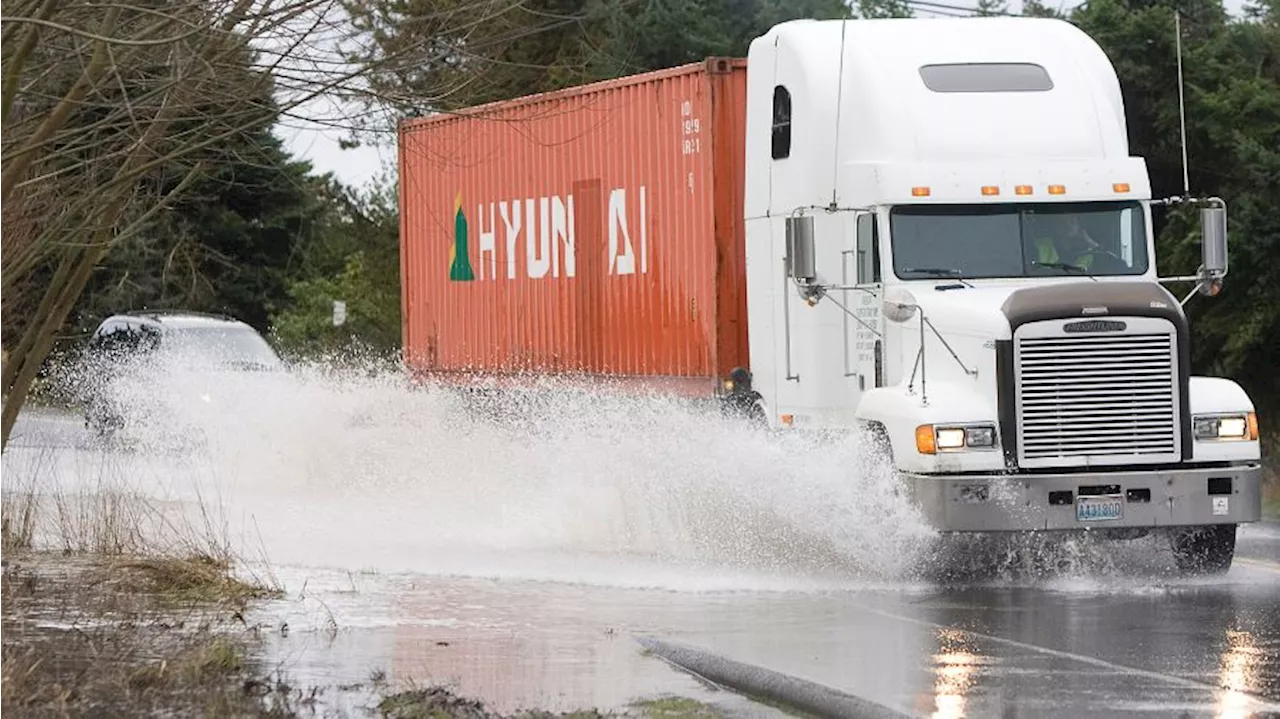 Rainy and Snowy Weekend Ahead for Western Washington