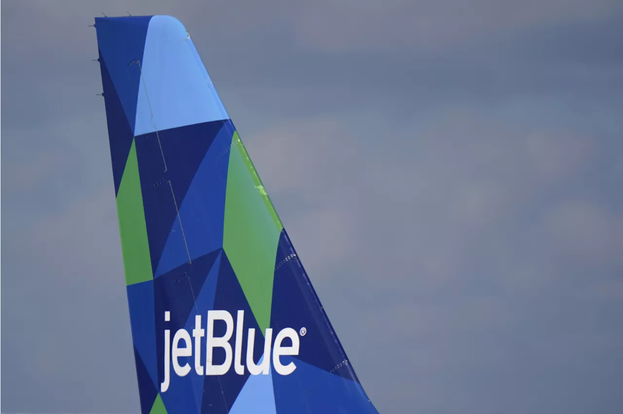 DOT Fines JetBlue $2 Million for Chronic Flight Delays