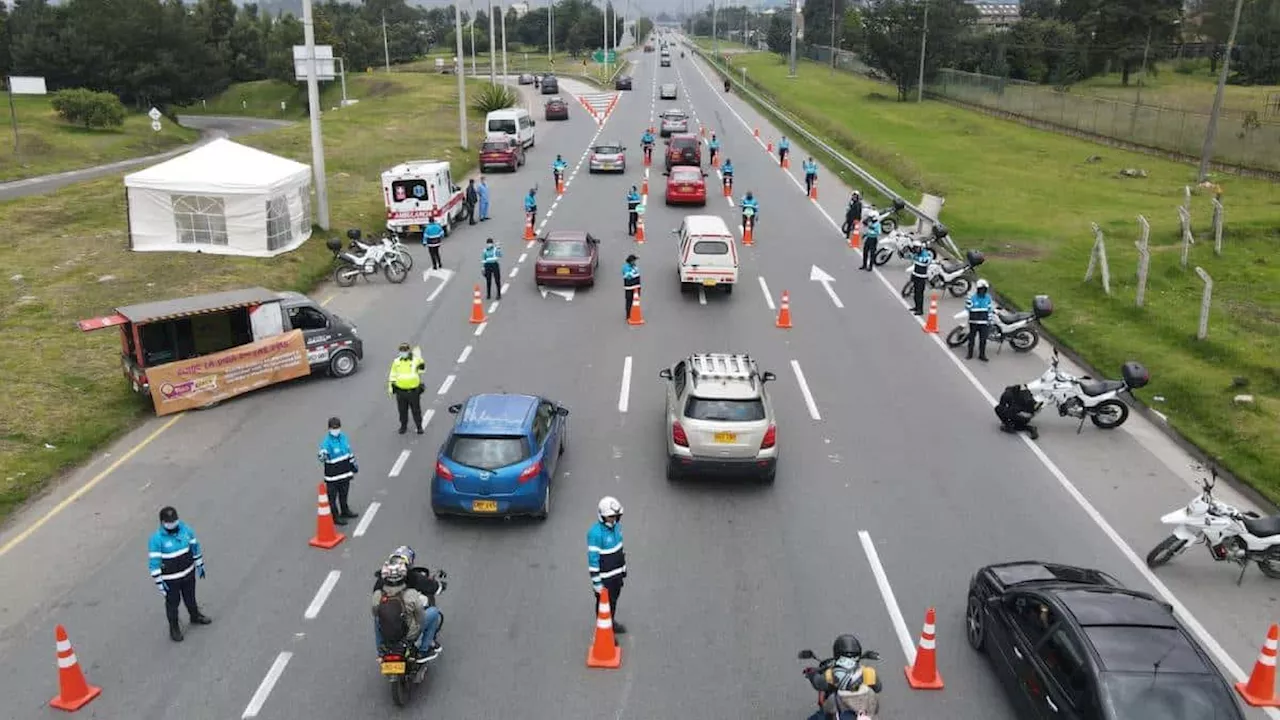 Habrá pico y placa regional en Bogotá este lunes festivo: así funcionará