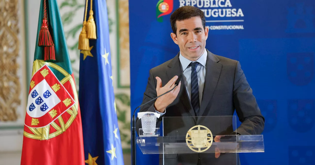 Secretaria-geral do Governo: Montenegro delega em ministro da Presidência escolha de substituto para Hélder Rosalino