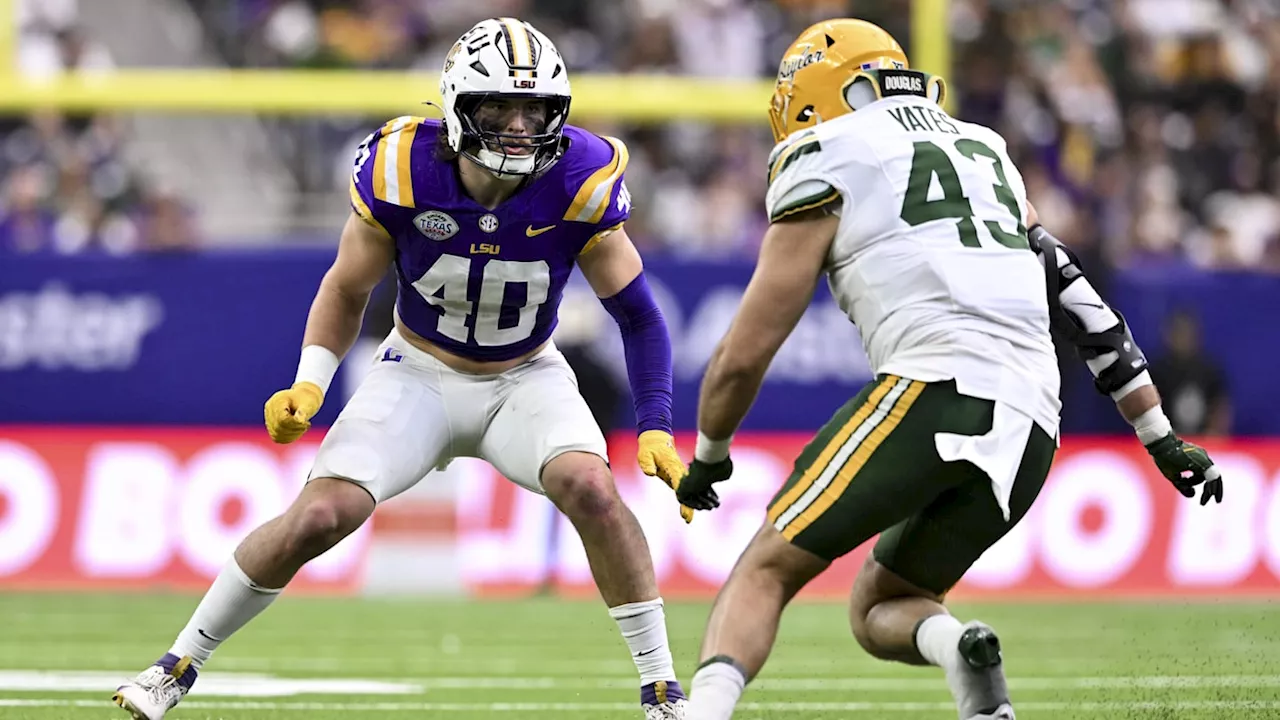 The LSU Football Injury Update: Tigers Linebacker Whit Weeks Undergoes Surgery