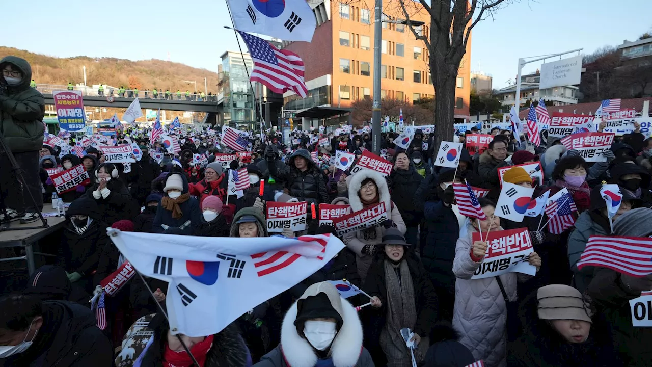 South Korean President Faces Detention as Supporters Rally for Protection