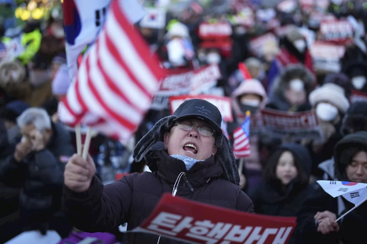 South Korean Investigators Blocked From Detaining Impeached President