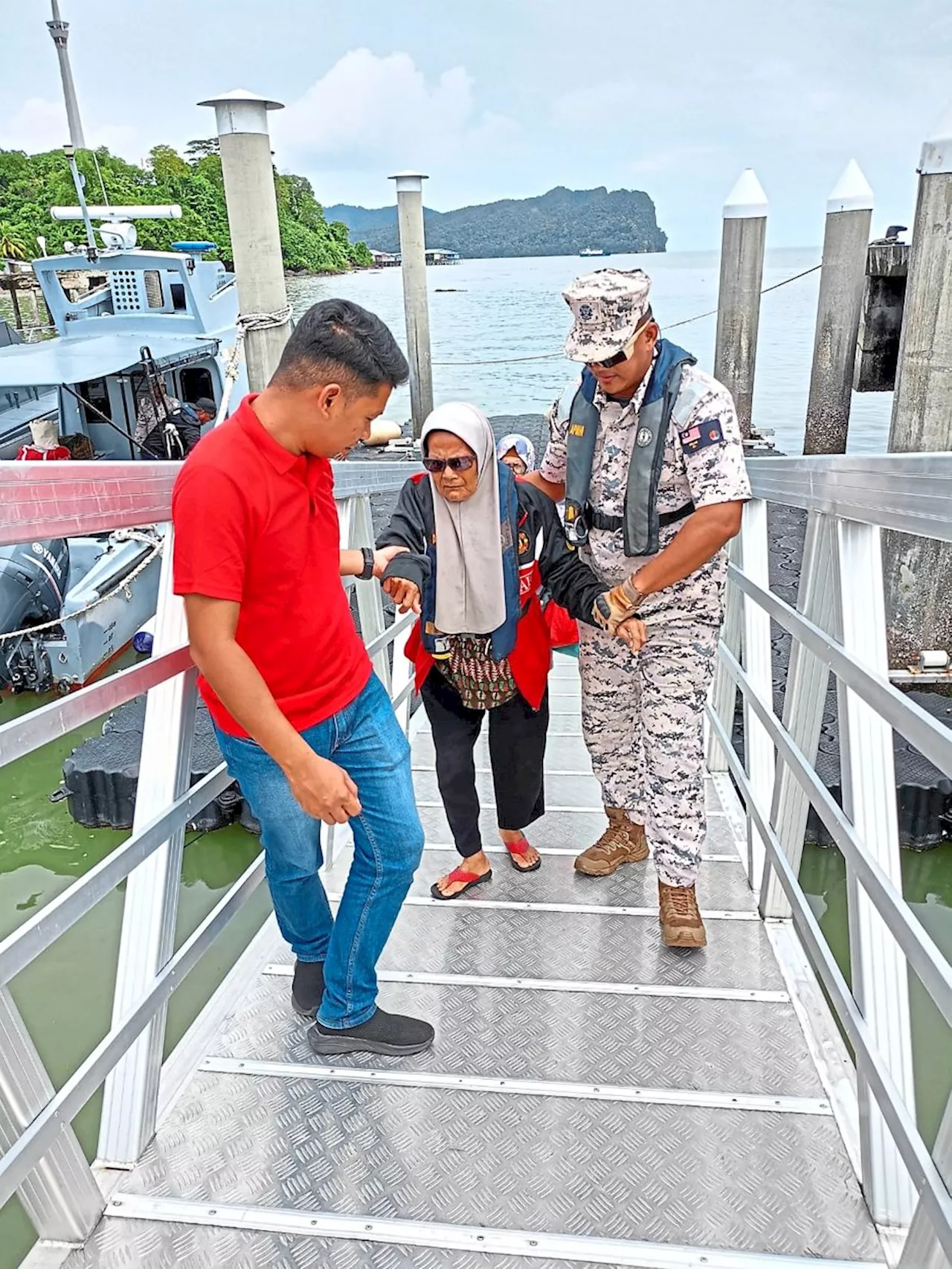 MMEA performs emergency medical evacuation in Sandakan