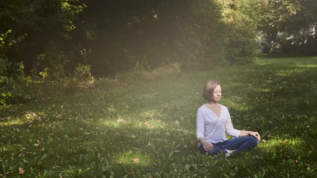 Hirnforscherin über Achtsamkeit: Meditation zum inneren Frieden