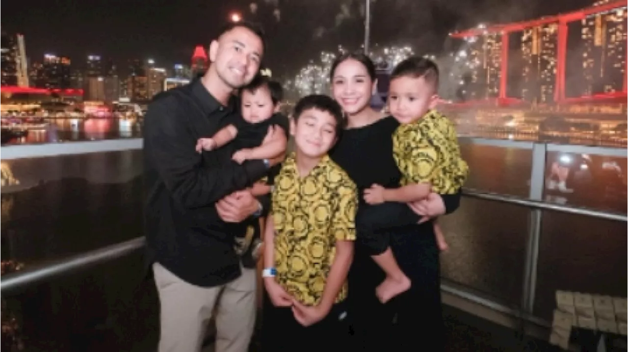 Baju Batik Versace Rafathar, Rayyanza, dan Lily Bikin Netizen Terhenyak