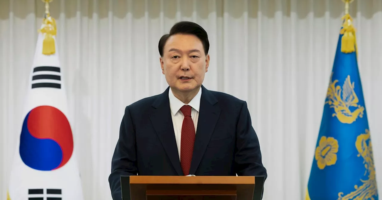 South Korean President Yoon Suk Yeol Defies Arrest Attempt in Political Crisis