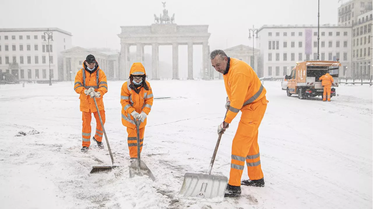 „Kaltluftgewitter nicht ausgeschlossen“: Meteorologen prognostizieren Schnee und Sturmböen für Berlin und Brandenburg