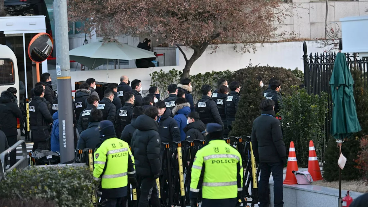 Standoff at South Korean President's Residence as Police Attempt Arrest