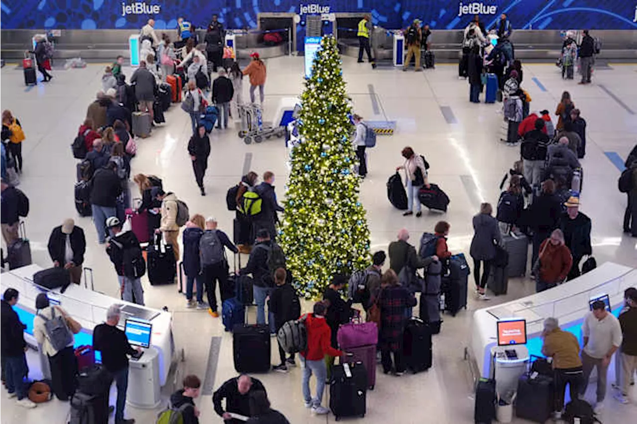 US fines JetBlue $2 million for 'chronic' flight delays on several East Coast routes