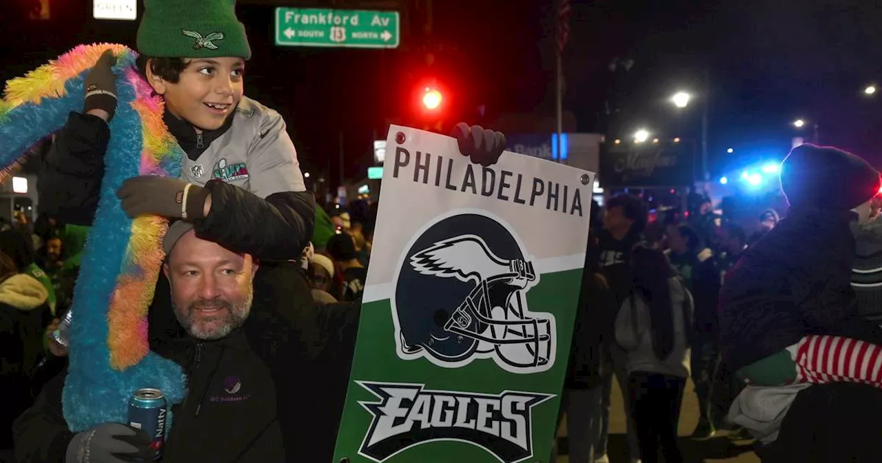 Temple University Freshman Dies After Falling From Light Pole During Eagles Celebration