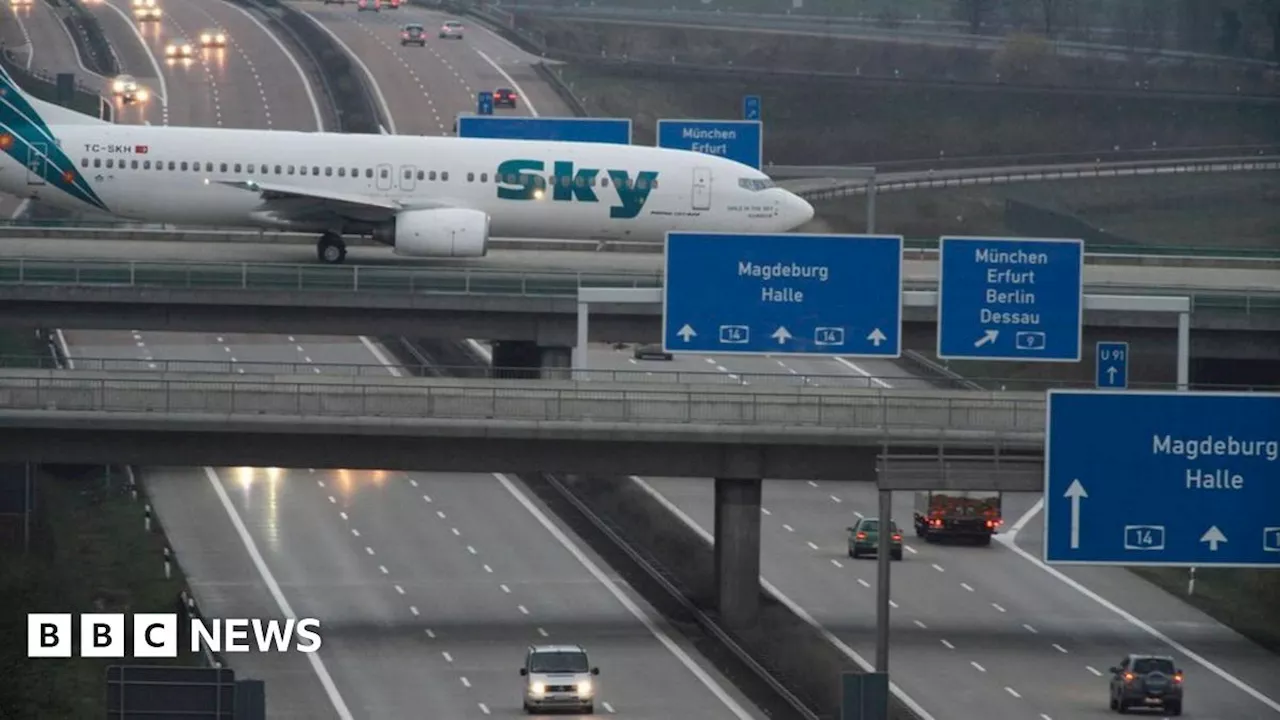 Heathrow's Third Runway: A 'Ramp' Solution for the M25 Challenge