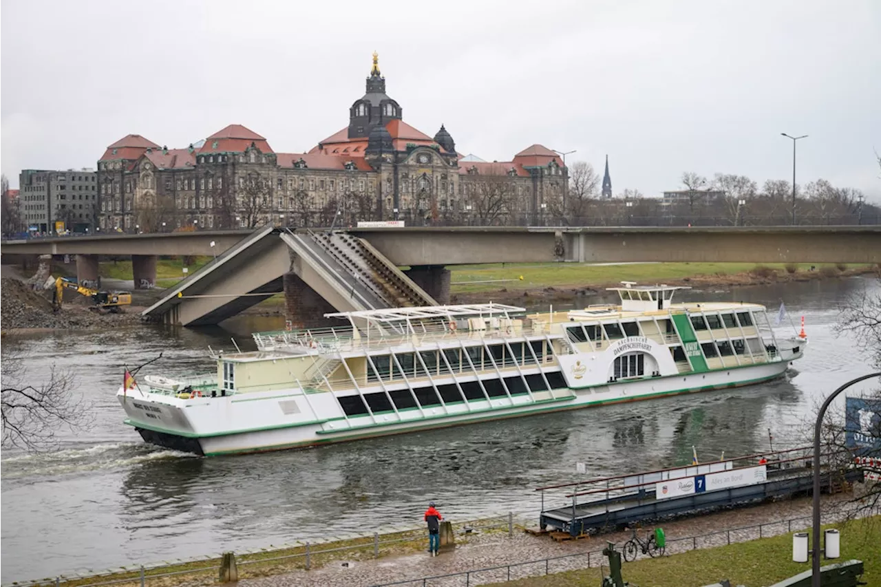 Abriss der Carolabrücke in Dresden: Baggerfahrer weigern sich zu arbeiten - der Grund ist nachvollziehbar