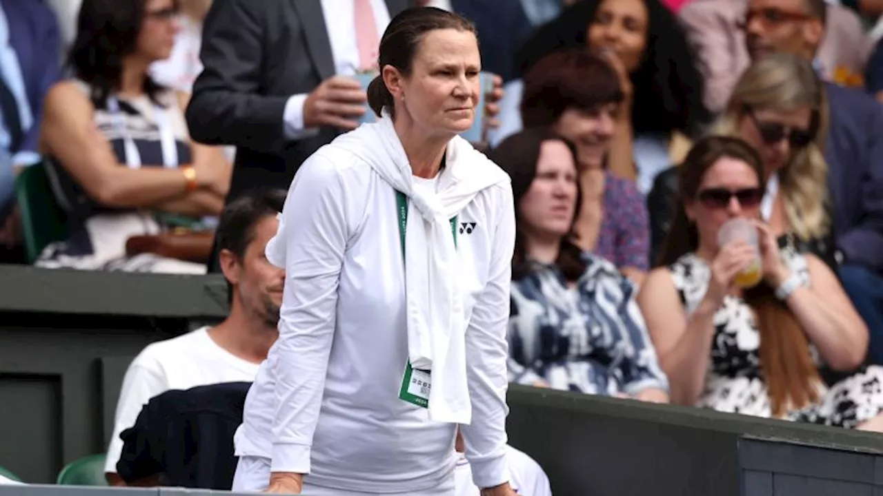 Pam Shriver says grand slam trophies that were stolen during wildfire evacuation have been recovered