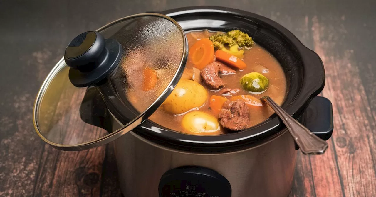 Slow Cooker Lid Safety Warning: Never Lock It While Cooking