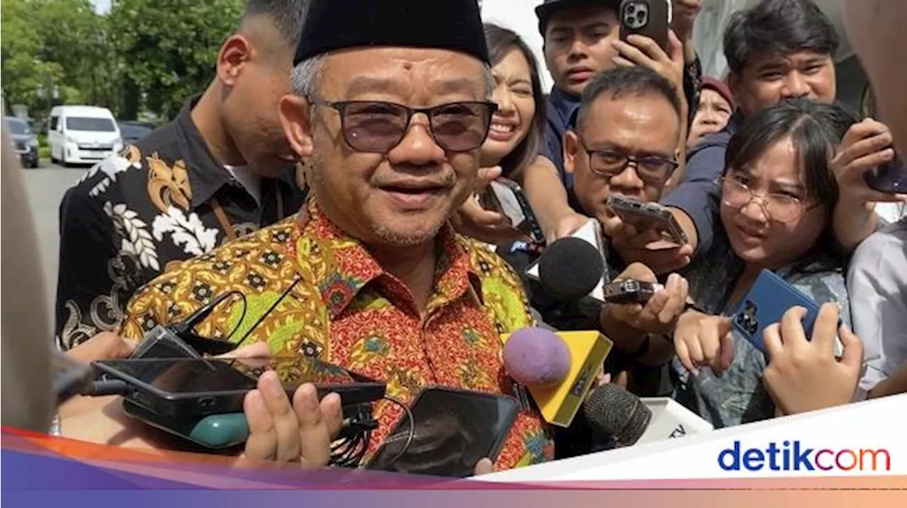 SPMB 2025 Hadirkan 4 Jalur Penerimaan, Sistem Zonasi Diganti Domisili