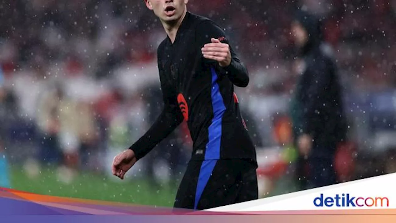 Pedri Resmi Teken Kontrak Baru di Barcelona