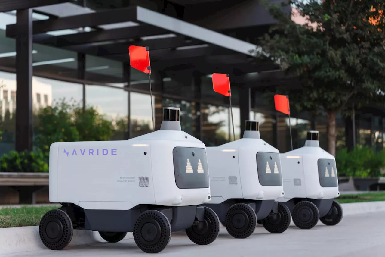 Autonomous Robot Delivery Expands to College Campuses with Grubhub Partnership