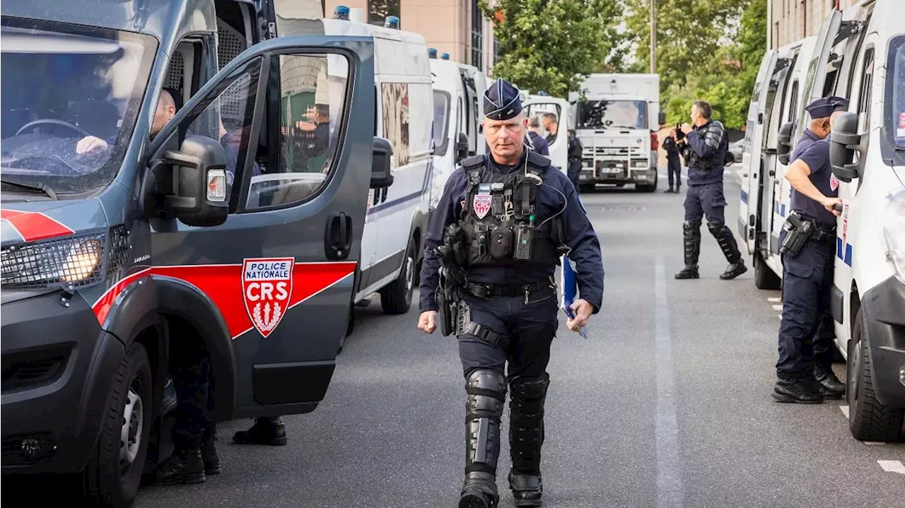 Französische Polizei feiert 80-jähriges Bestehen der CRS