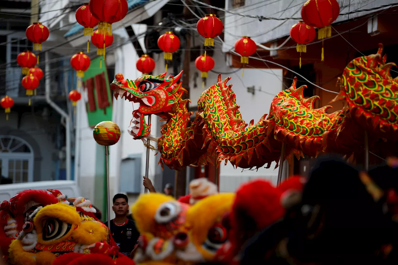 China celebra el Año Nuevo Chino, el Año de la Serpiente de Madera