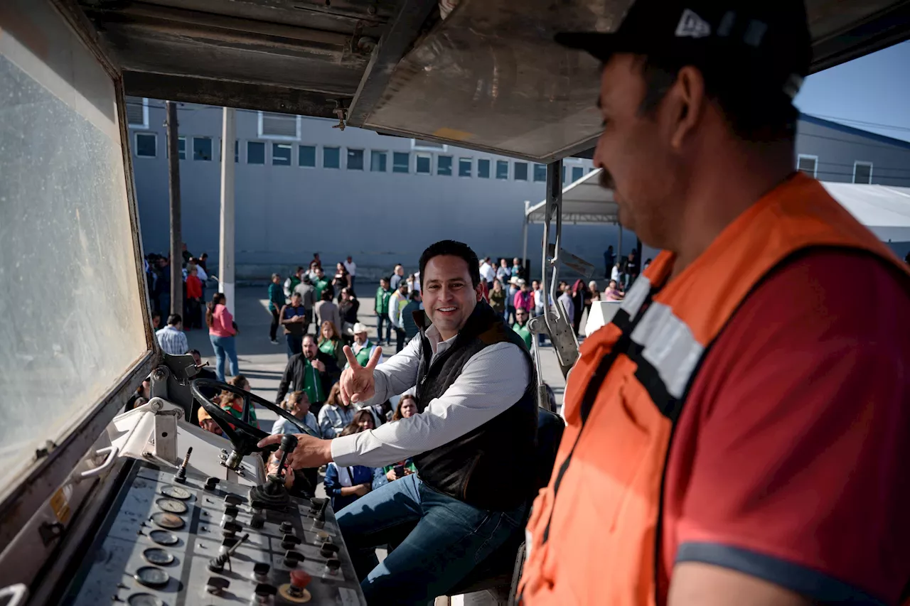 Inician obras de recarpeteo en el bulevar Nazario Ortiz Garza en Saltillo