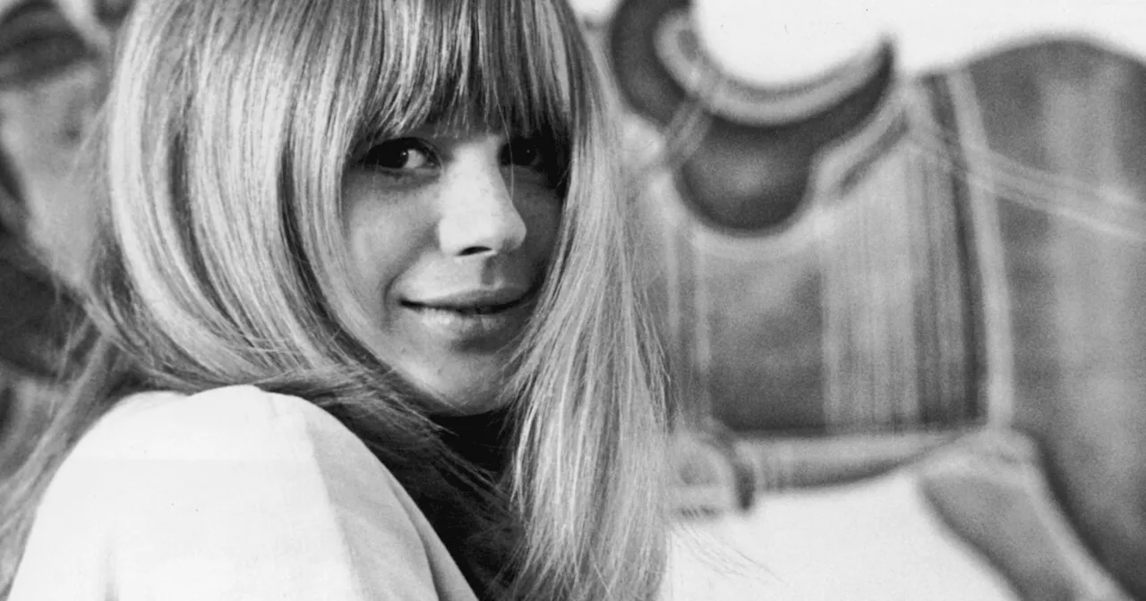 Marianne Faithfull, 1960s Music Icon, Dies at 78