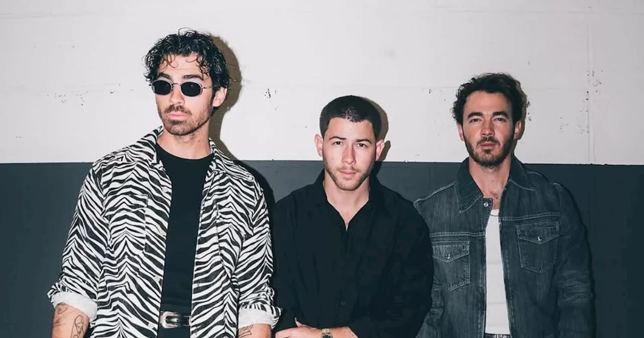 Los Jonas Brothers Regresan a Disney+ con una Película Navideña