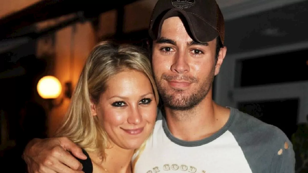 Anna Kournikova, esposa de Enrique Iglesias, preocupa al reaparecer en silla de ruedas