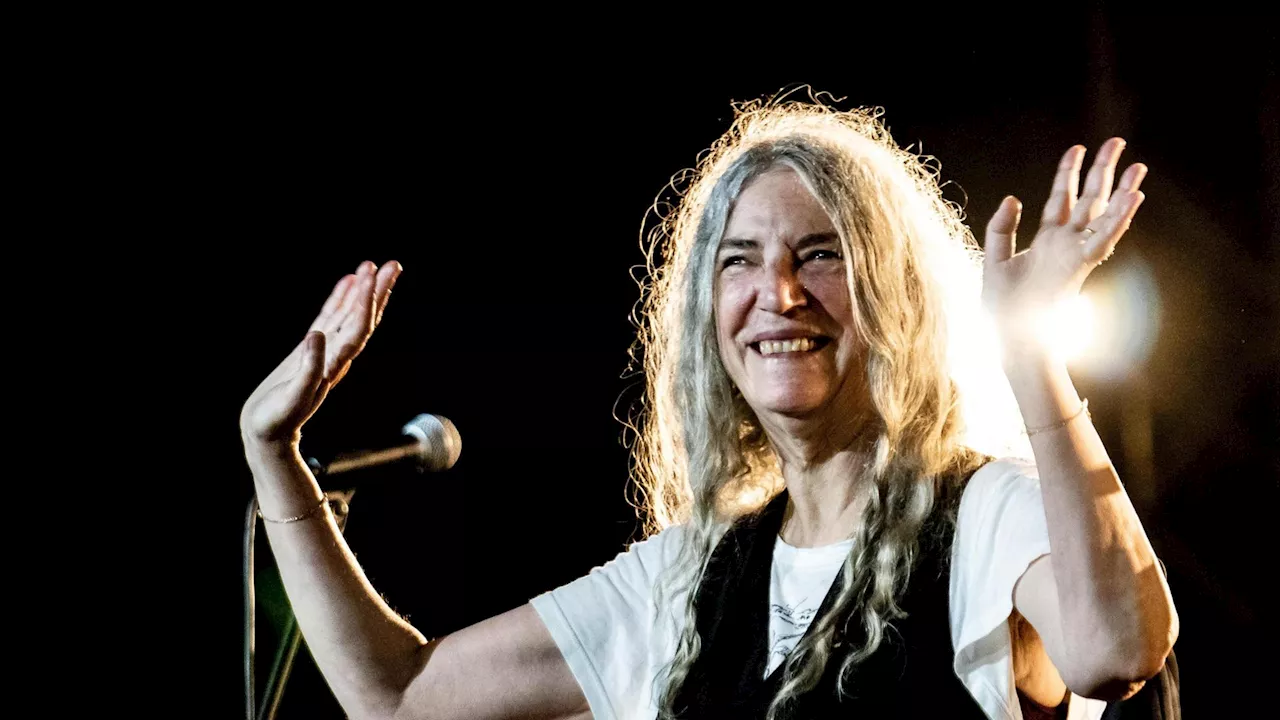 Patti Smith Collassa Durante un Concerto a San Paolo