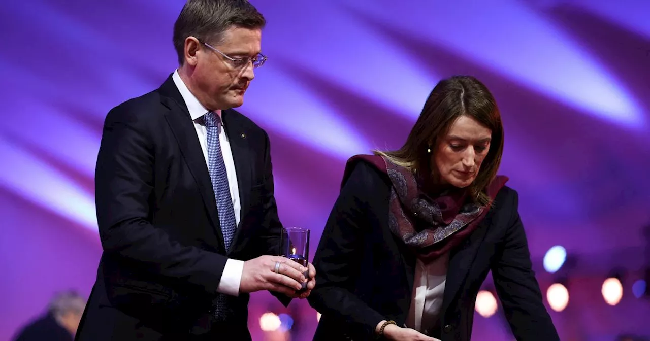 Eurodéputé Polonais Provoque en Interrompant Minute de Silence en Honneur de la Shoah