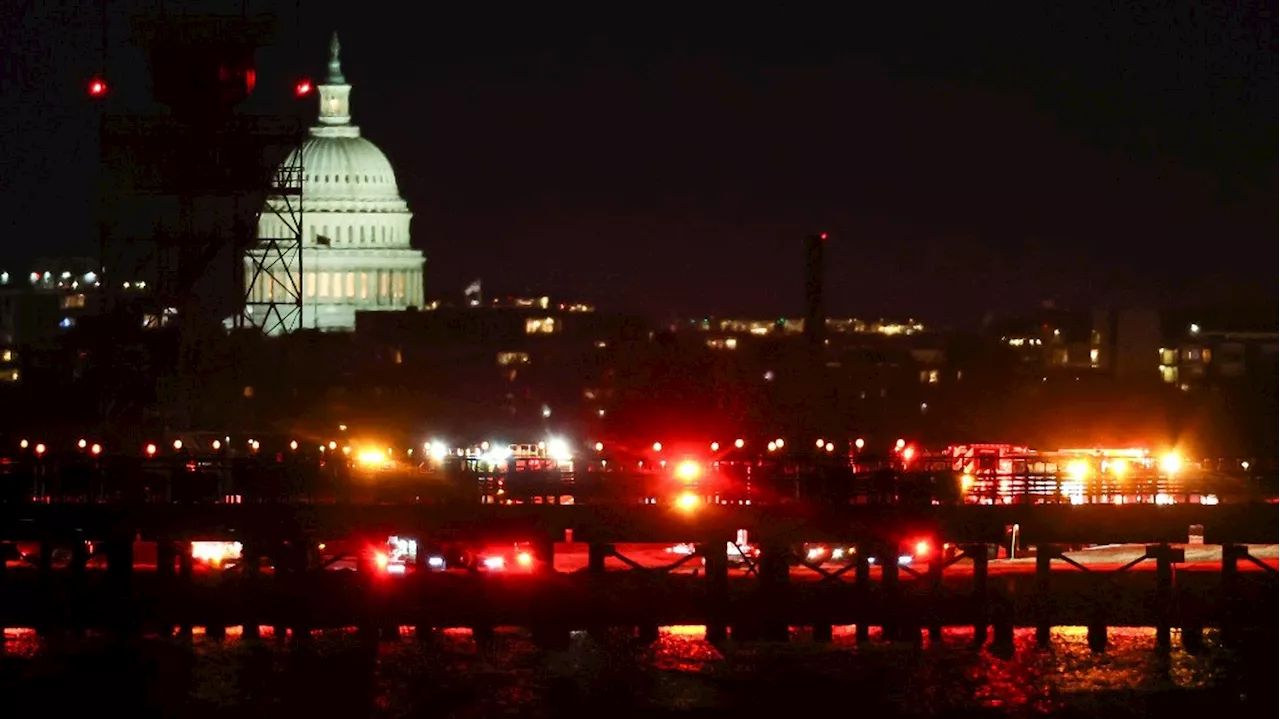 À Washington, collision entre un hélicoptère militaire et un avion de ligne avec 64 personnes à son bord