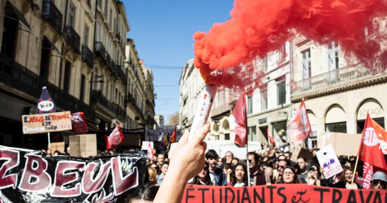 Réformes des retraites: Moins de grèves dans les entreprises malgré la mobilisation massive