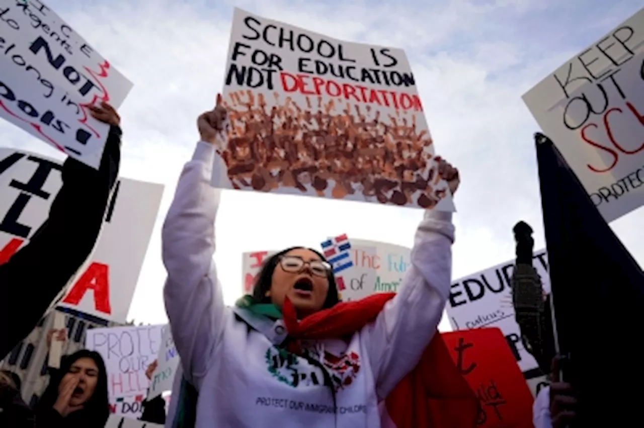 Trump to Sign Executive Orders on Education: Dismantling Critical Race Theory and Expanding School Choice