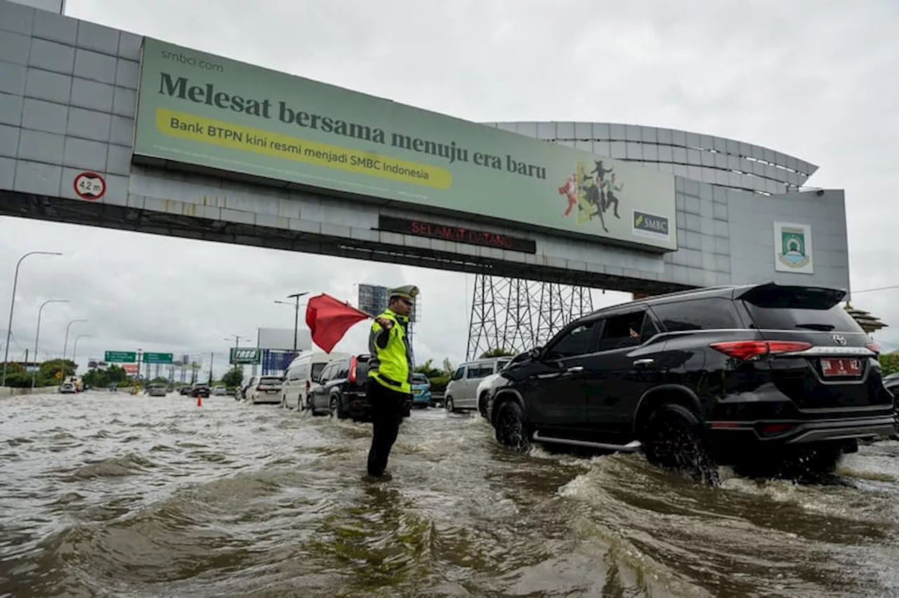 Banjir Jakarta: 34 RT dan 3 Ruas Jalan Terendam