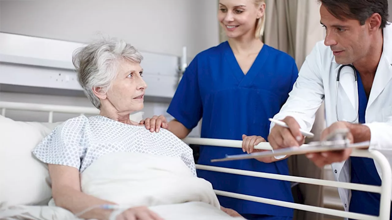 Anesthesia Type Doesn't Significantly Impact Cognitive Decline in Older Hip Fracture Patients