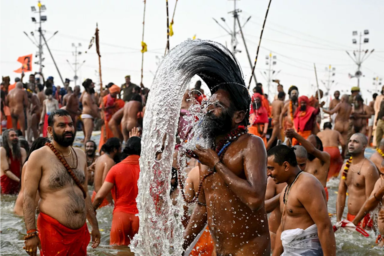 Kumbh Mela Continues Despite Deadly Stampede