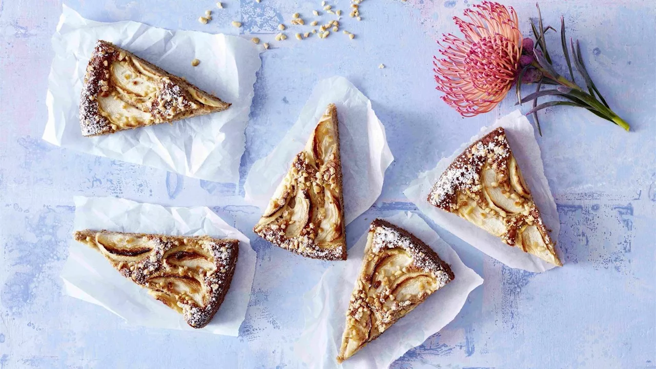 Backen ohne Zucker: Apfel-Haselnuss-Schnitten aus Vollkornmehl