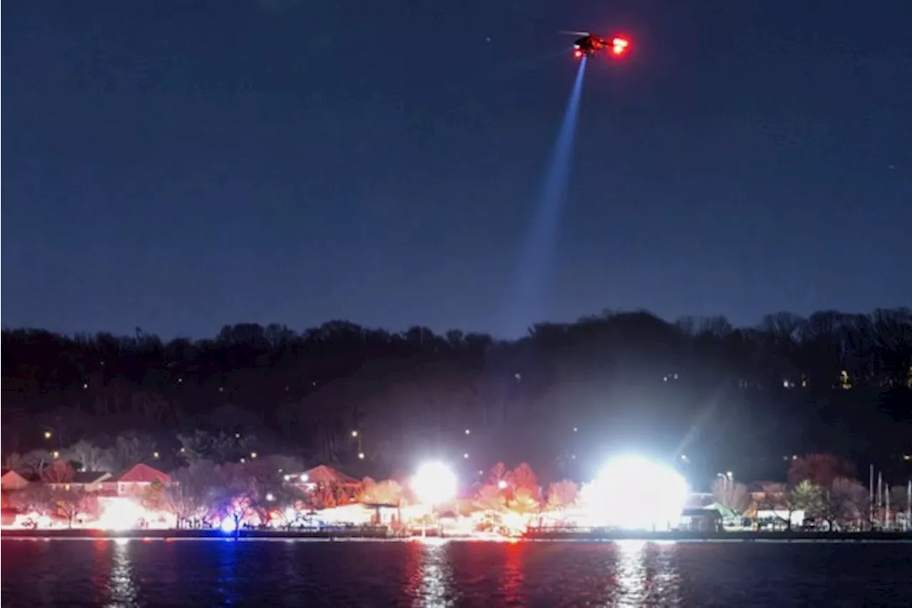 Passagiersvliegtuig en legerhelikopter botsen boven Washington D.C.