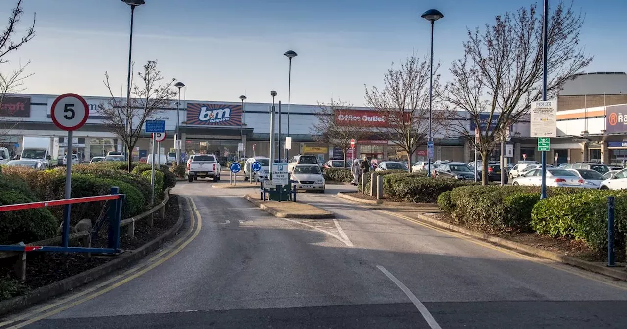 Large knife brandished in 'significant disturbance' at city retail park